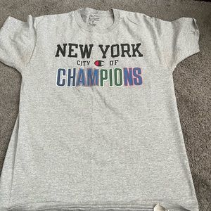 NY CHAMPION TEE SIZE M